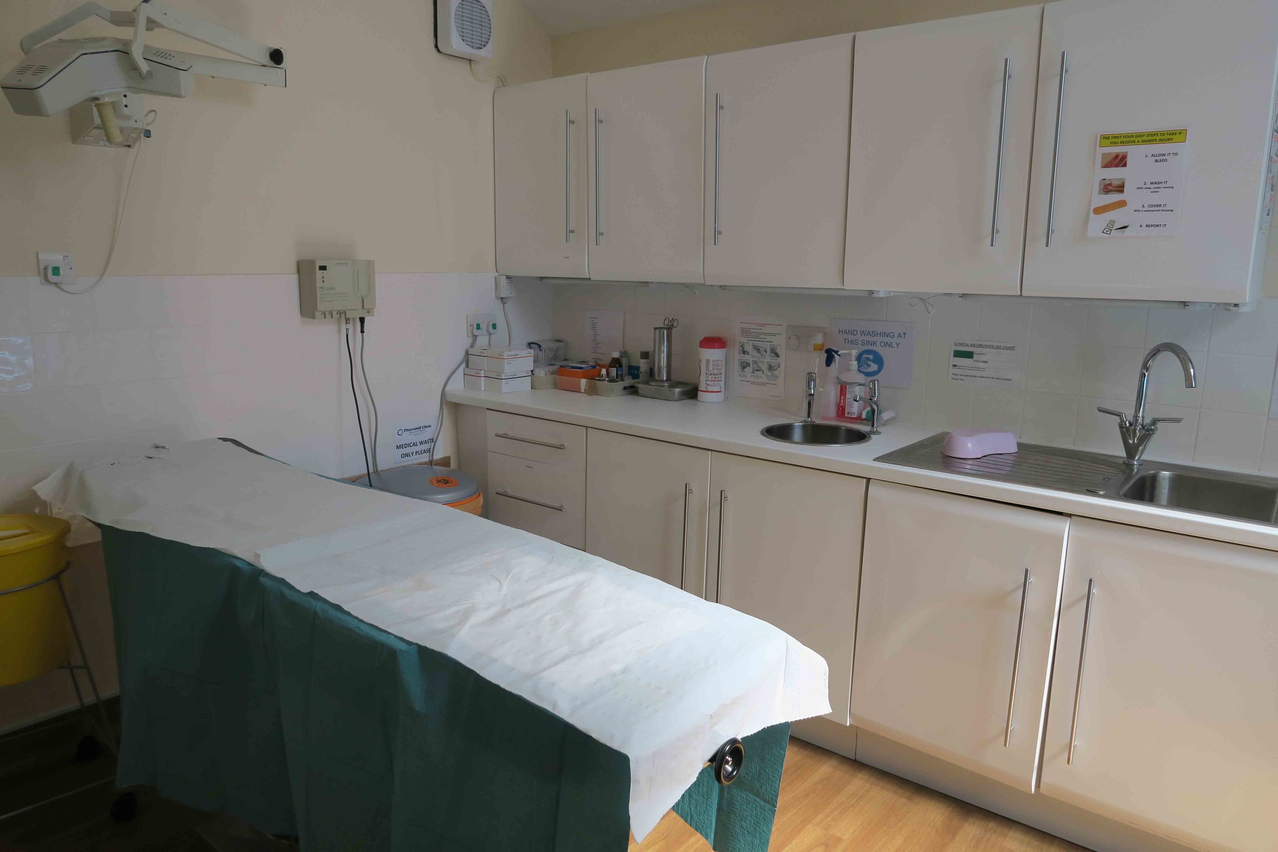 Thornhill Circumcision Centre, main theatre