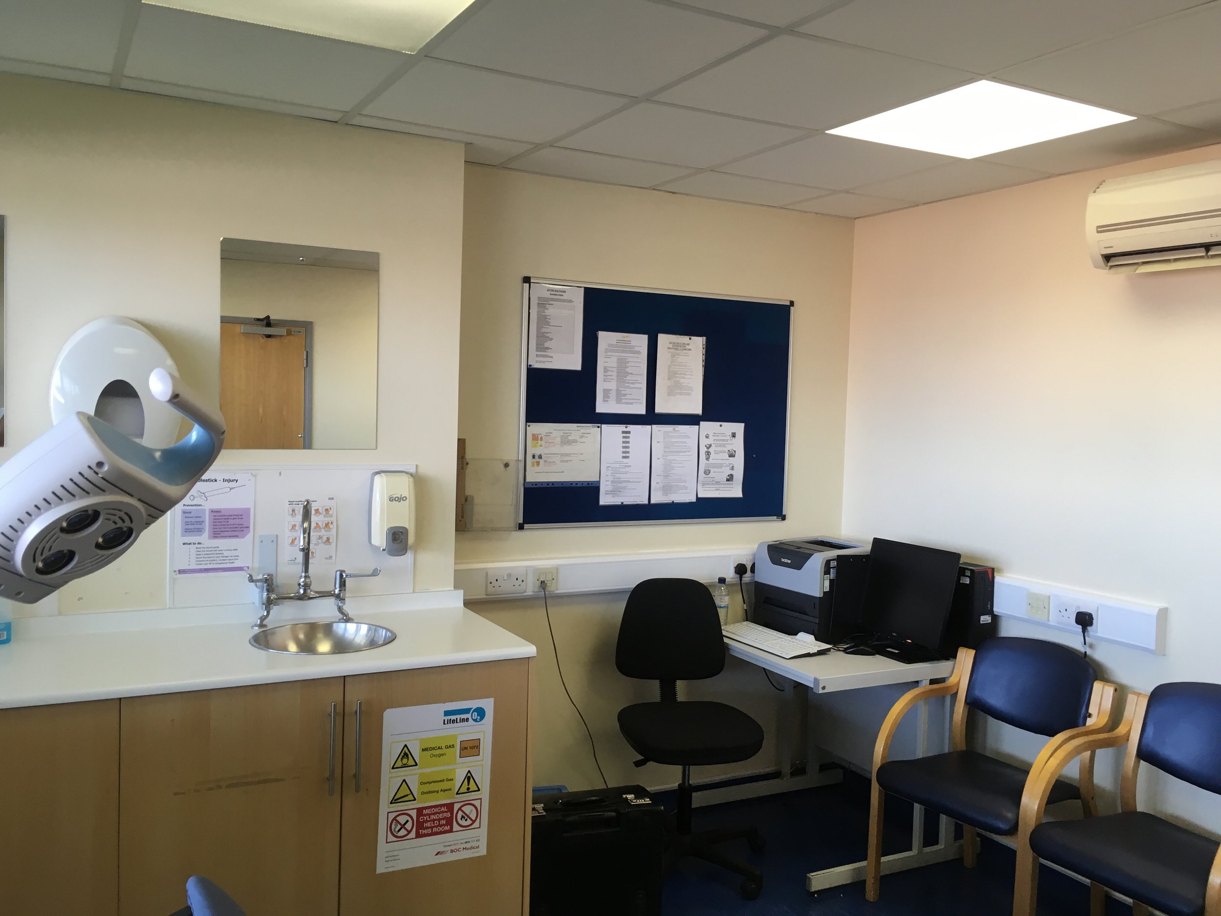 Operative room at Leyton clinic